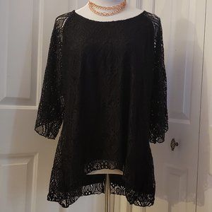 Brittany Black Woman lace top